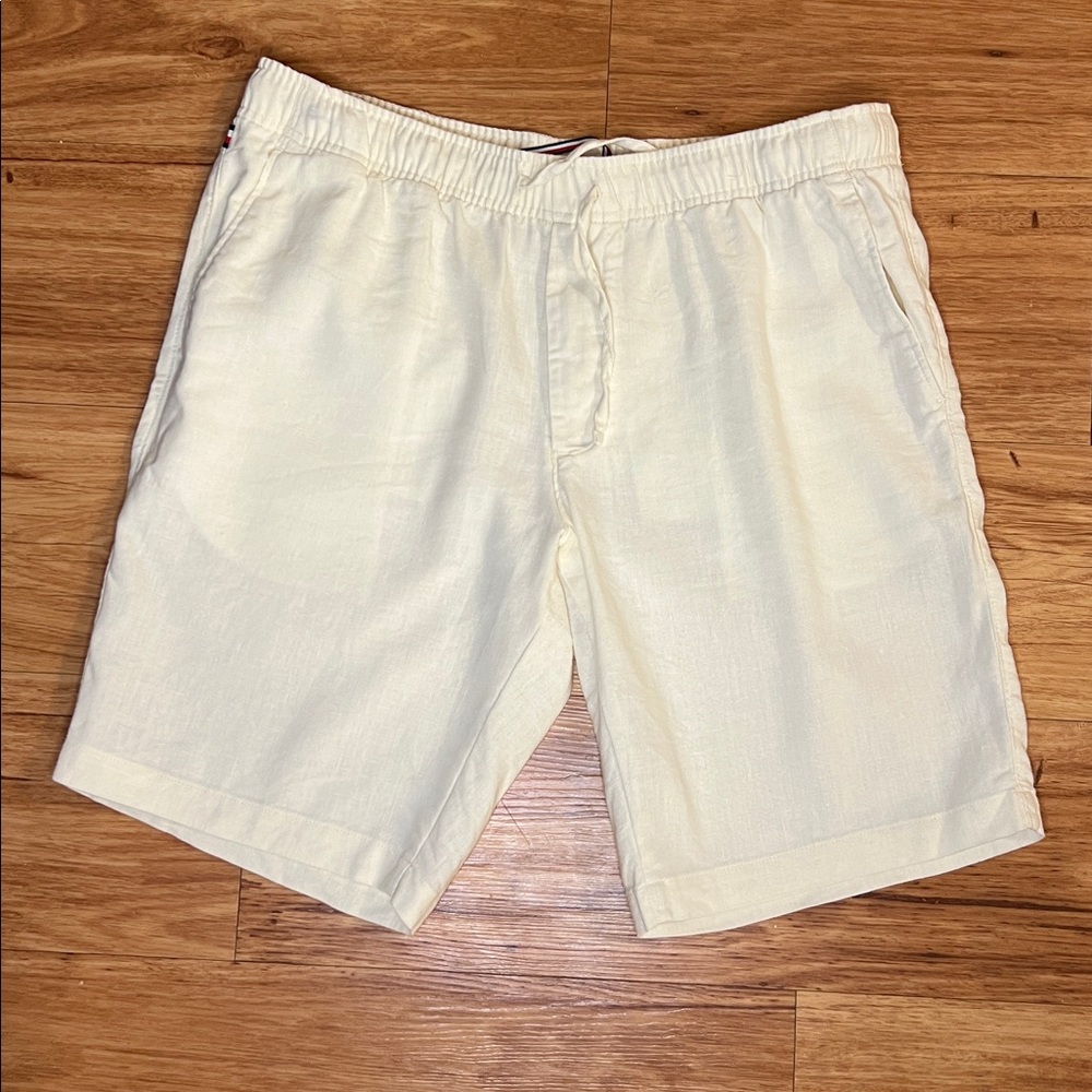 Tommy Hilfiger Men's Off-White Drawstring Linen Shorts